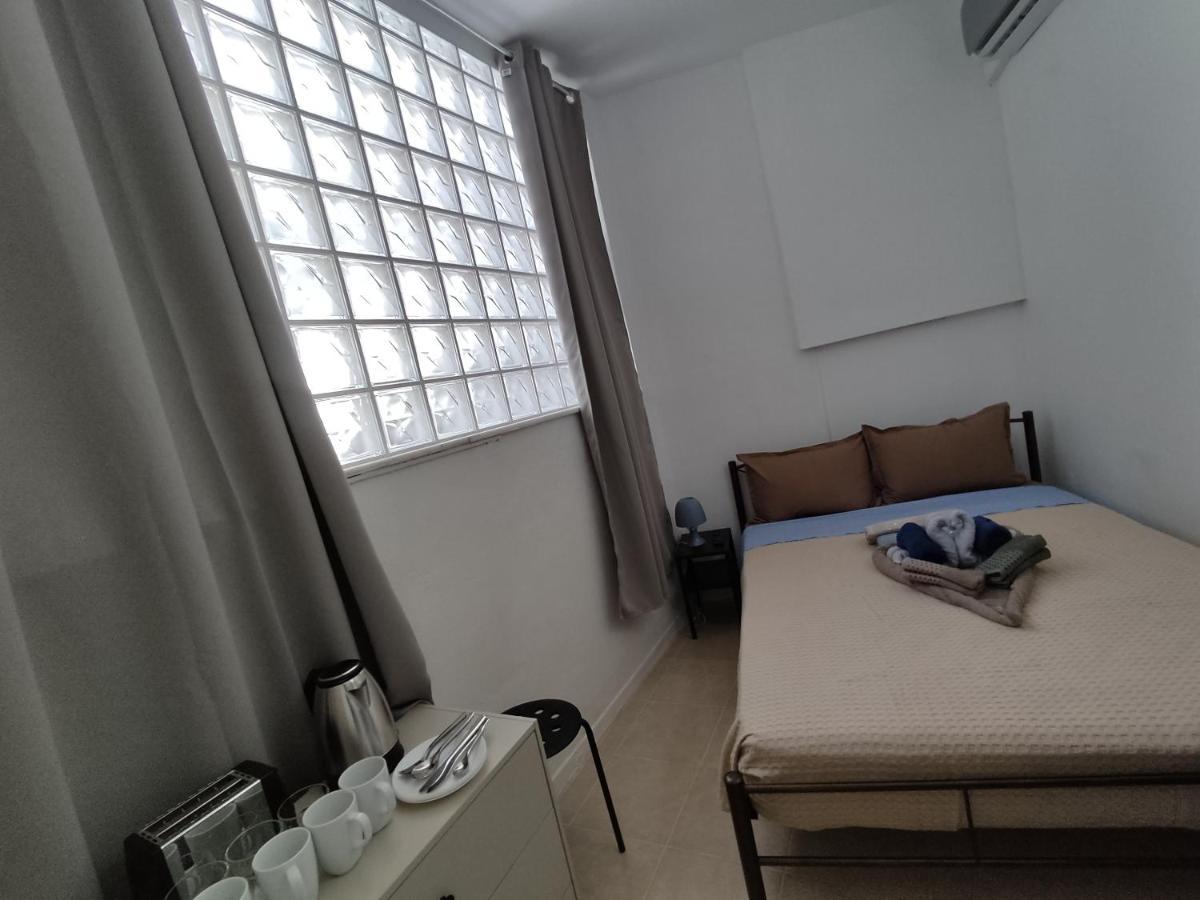 Ferienwohnung Pure Urban Metro Kato Patisia Athen Exterior foto