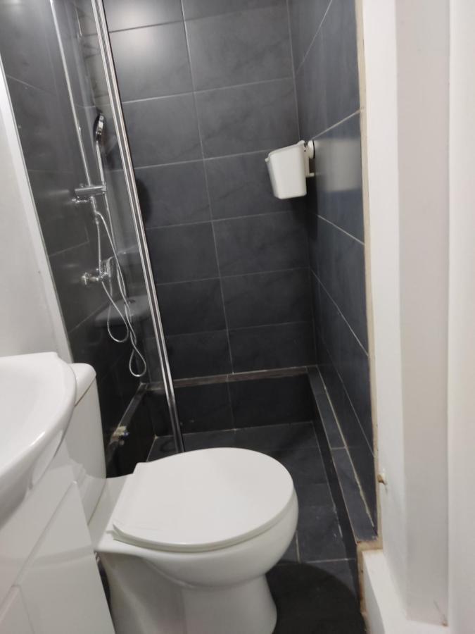 Ferienwohnung Pure Urban Metro Kato Patisia Athen Exterior foto