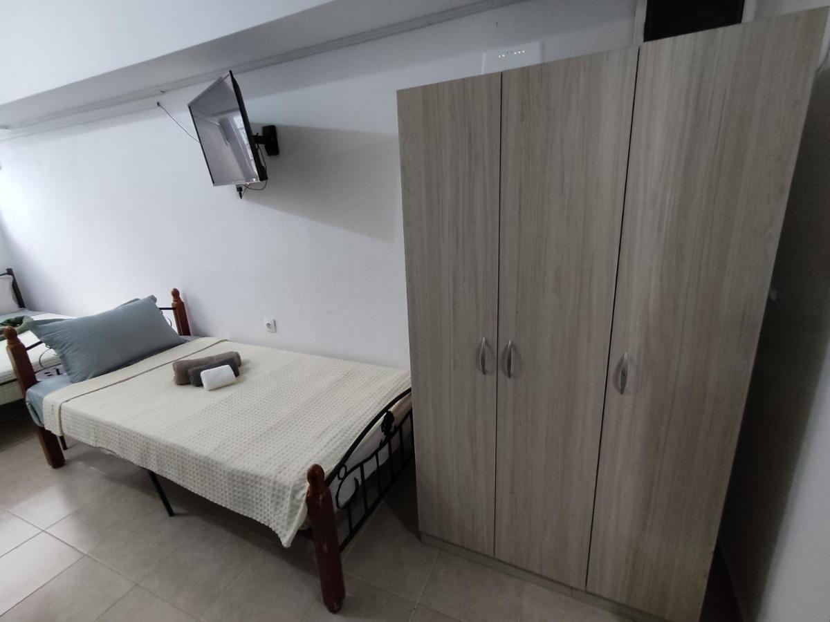 Ferienwohnung Pure Urban Metro Kato Patisia Athen Exterior foto