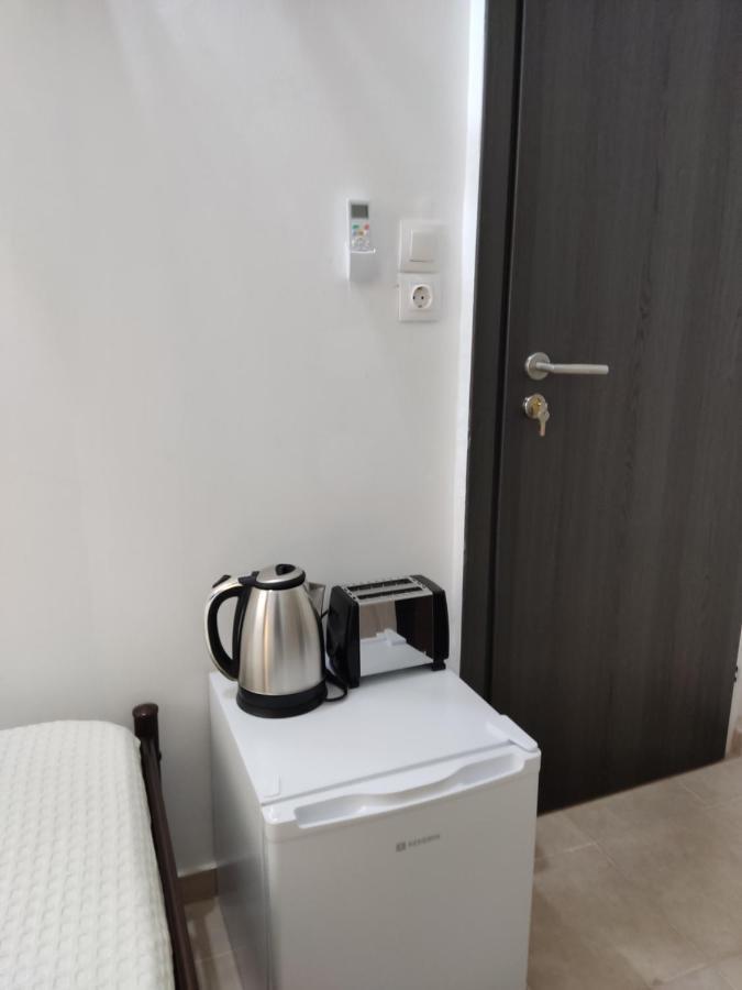 Ferienwohnung Pure Urban Metro Kato Patisia Athen Exterior foto